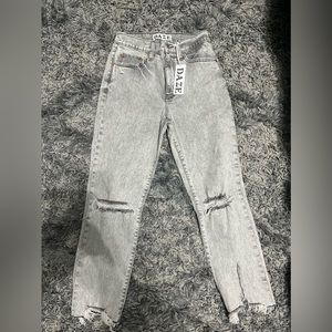 Brand New w/Tags - DAZE Tough Love Jeans - Size 26